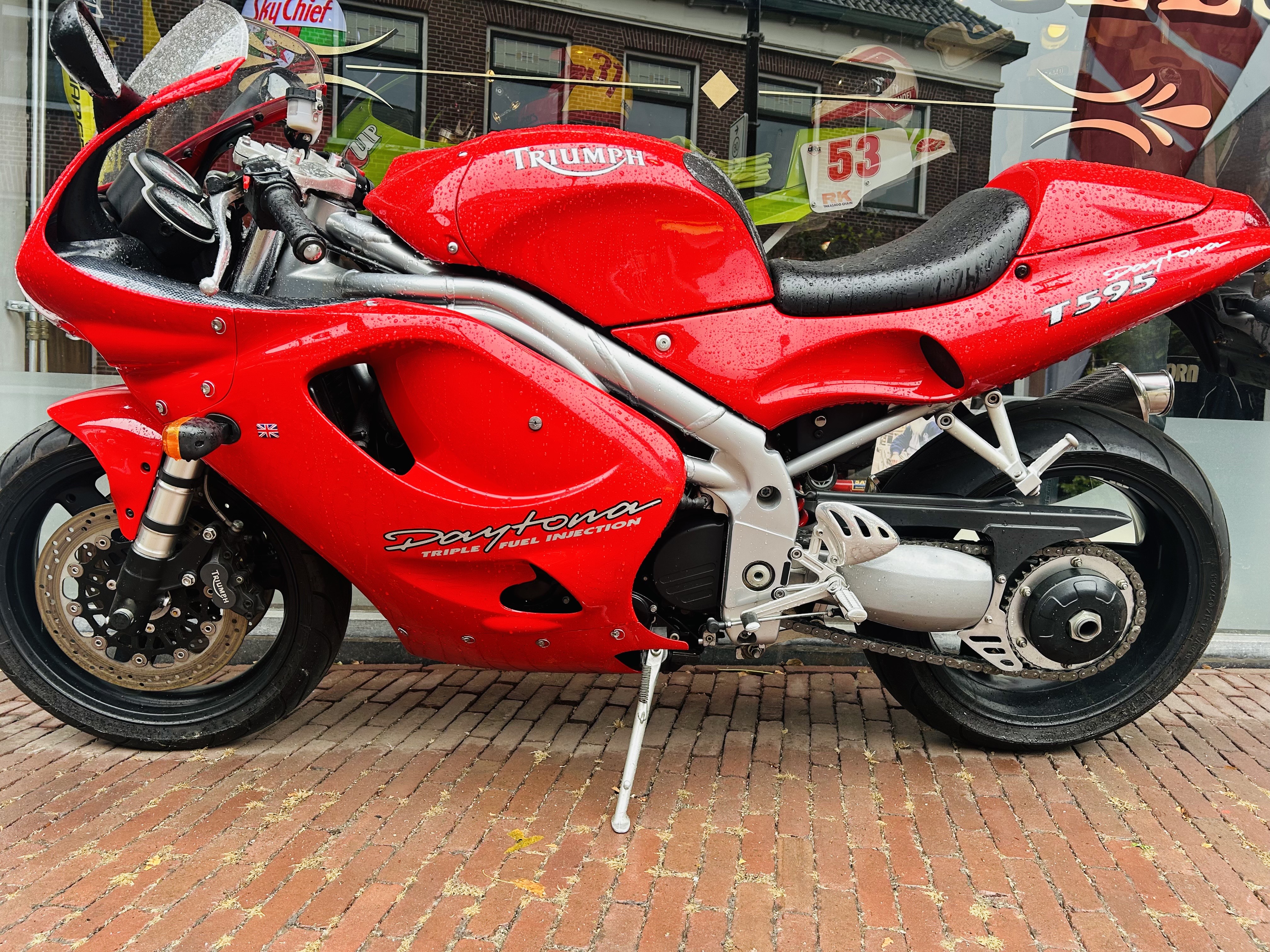 OLD RACEBIKE GARAGE - Home